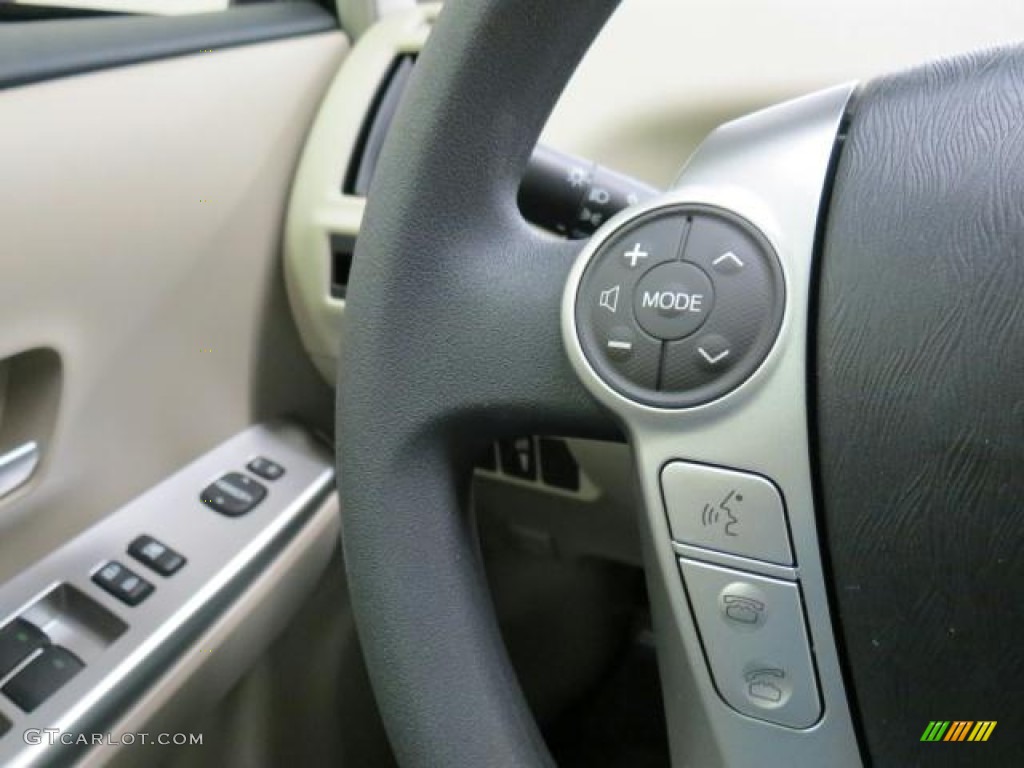 2013 Toyota Prius v Three Hybrid Controls Photo #74042786