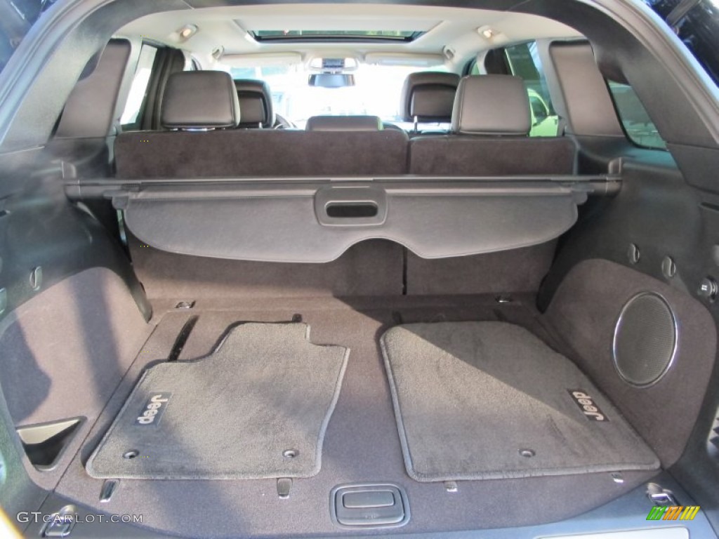 2012 Jeep Grand Cherokee SRT8 4x4 Trunk Photo #74044813