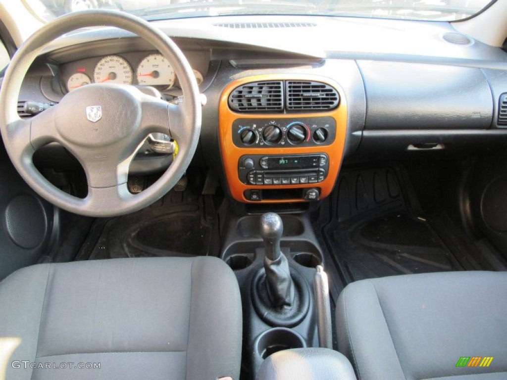 2005 Dodge Neon SXT Dark Slate Gray Dashboard Photo #74045596
