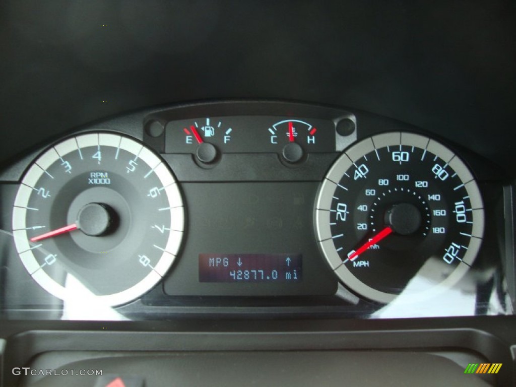 2011 Escape Limited V6 - Tuxedo Black Metallic / Charcoal Black photo #12