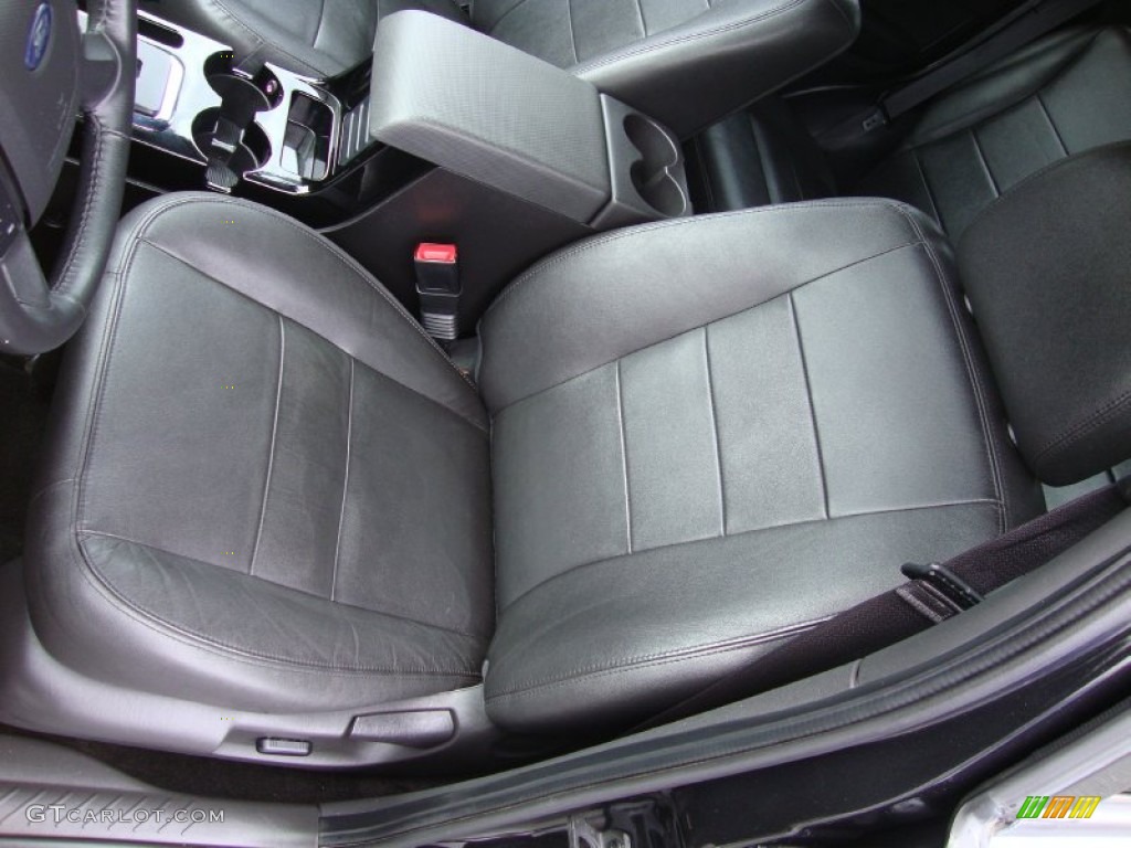 2011 Escape Limited V6 - Tuxedo Black Metallic / Charcoal Black photo #18