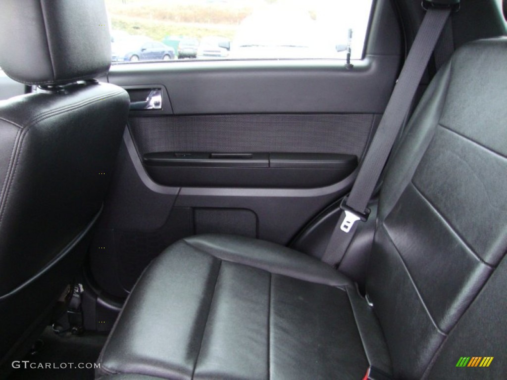 2011 Escape Limited V6 - Tuxedo Black Metallic / Charcoal Black photo #20