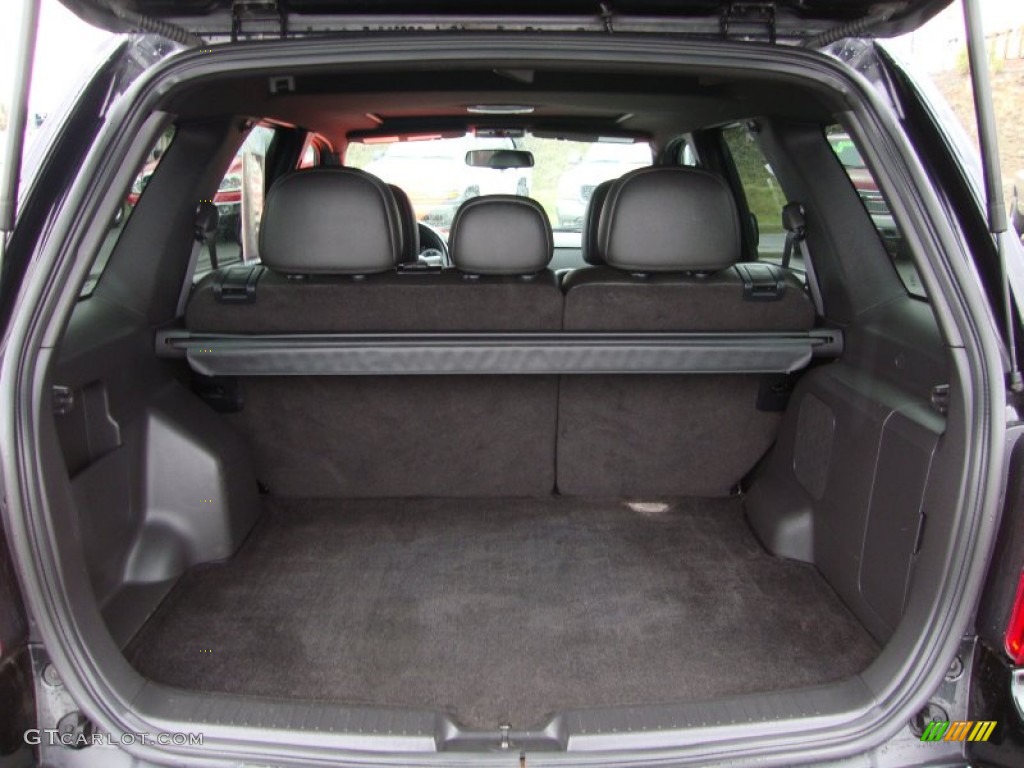 2011 Escape Limited V6 - Tuxedo Black Metallic / Charcoal Black photo #23