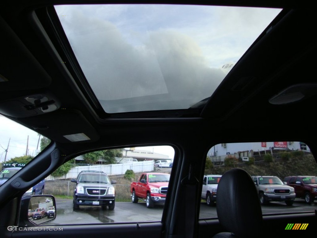 2011 Escape Limited V6 - Tuxedo Black Metallic / Charcoal Black photo #26