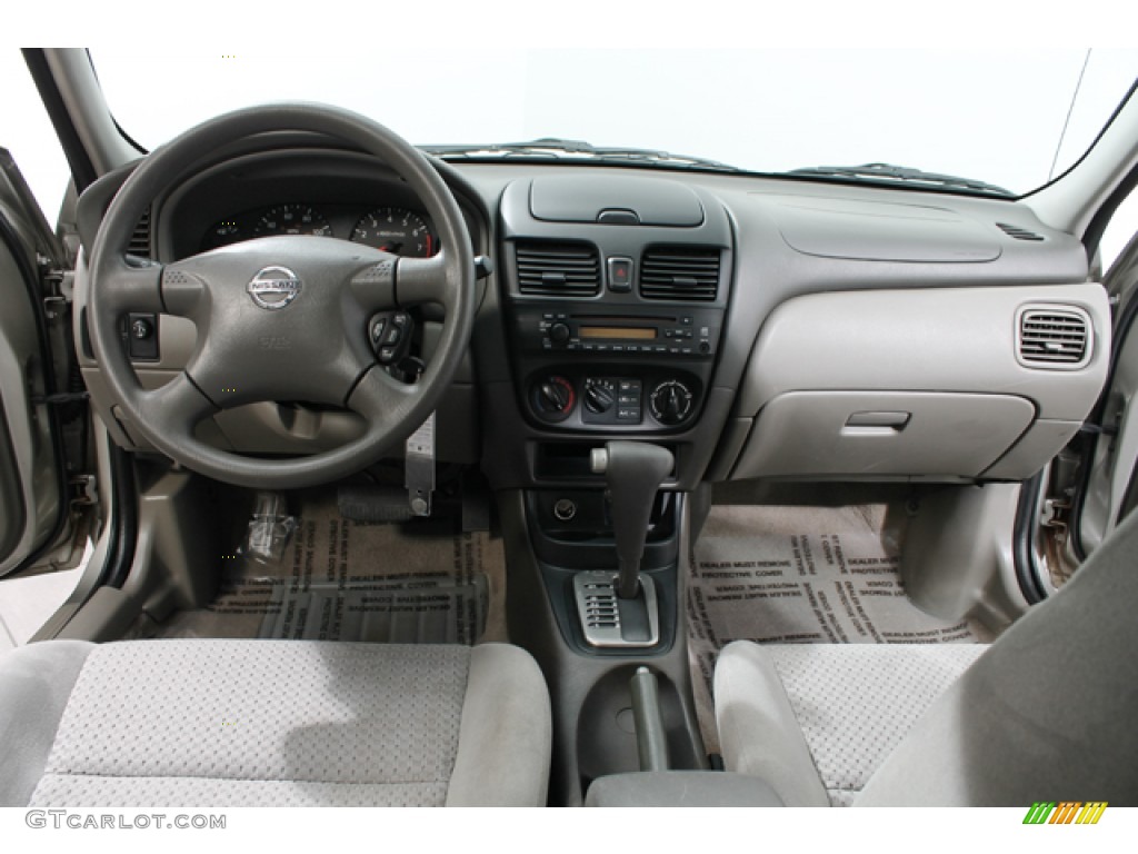 2006 Nissan Sentra 1.8 S Charcoal Dashboard Photo #74047325