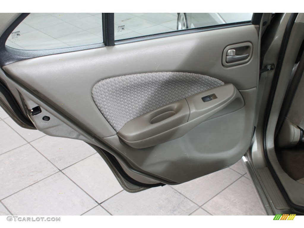 2006 Nissan Sentra 1.8 S Charcoal Door Panel Photo #74047592