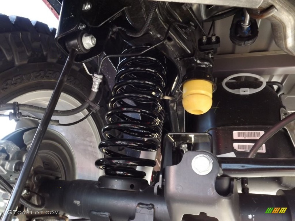 2013 Ram 1500 Express Regular Cab 4x4 Undercarriage Photos