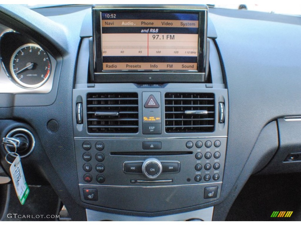 2010 Mercedes-Benz C 300 Sport 4Matic Controls Photo #74049455