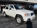 Glacier White Pearl - Pathfinder LE 4x4 Photo No. 4