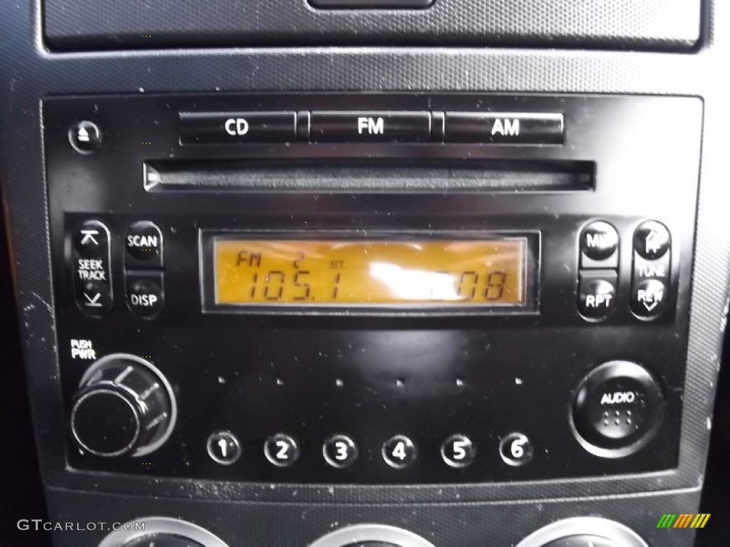 2004 Nissan 350Z Coupe Audio System Photo #74049884