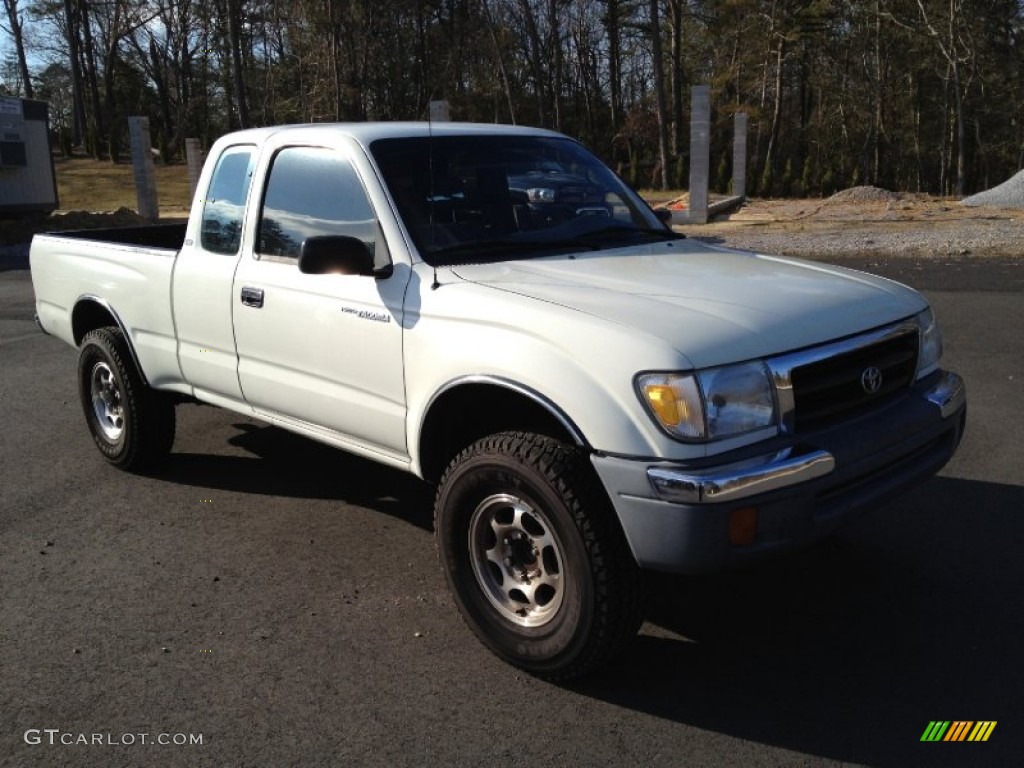 1998 Tacoma PreRunner V6 Extended Cab - White / Gray photo #3