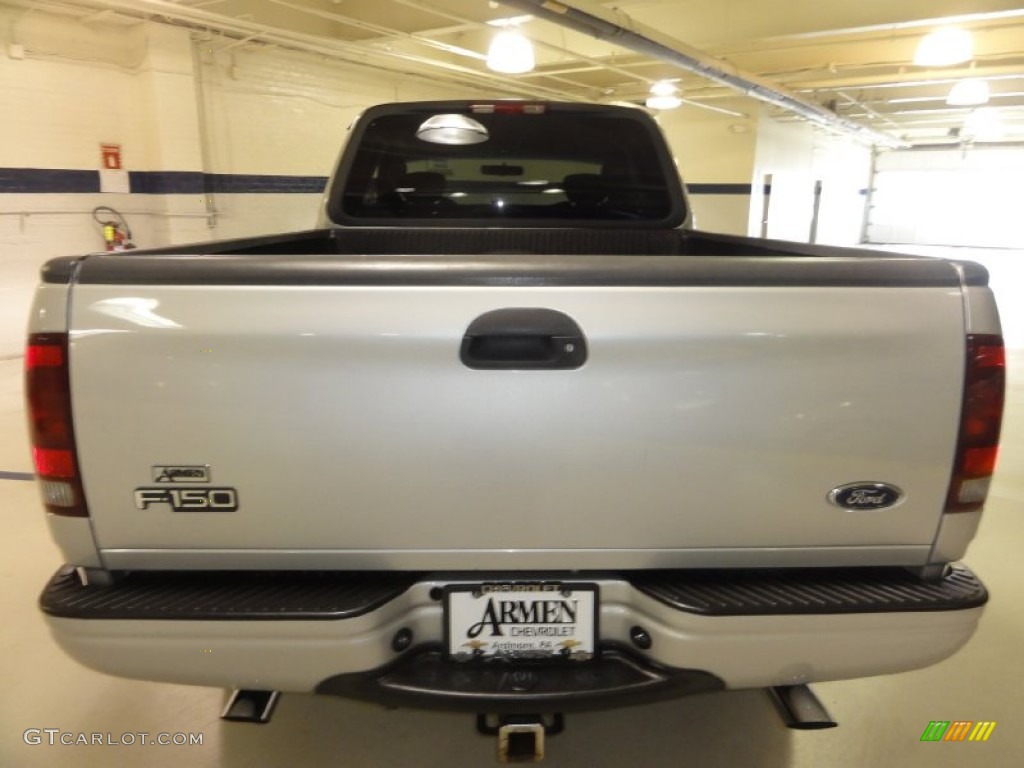 2002 F150 XLT SuperCab 4x4 - Silver Metallic / Medium Graphite photo #8