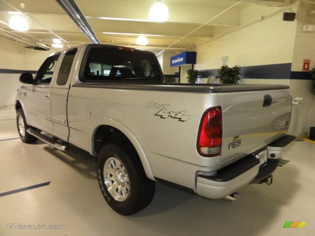 2002 F150 XLT SuperCab 4x4 - Silver Metallic / Medium Graphite photo #9
