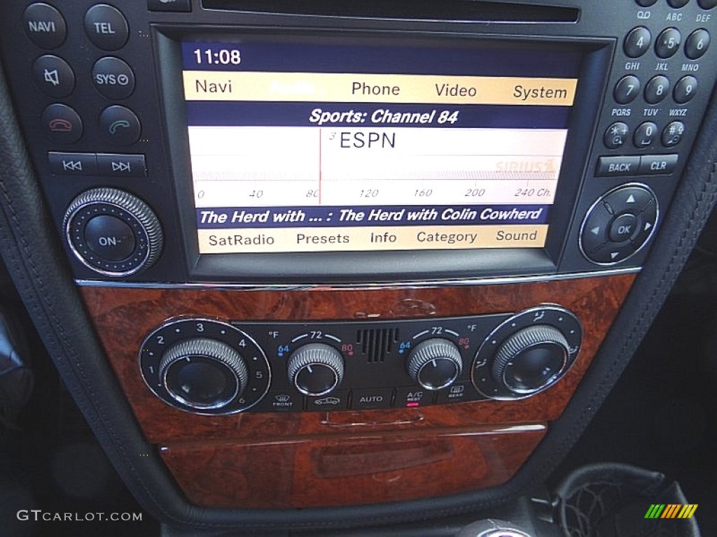 2010 Mercedes-Benz G 55 AMG Controls Photo #74051114