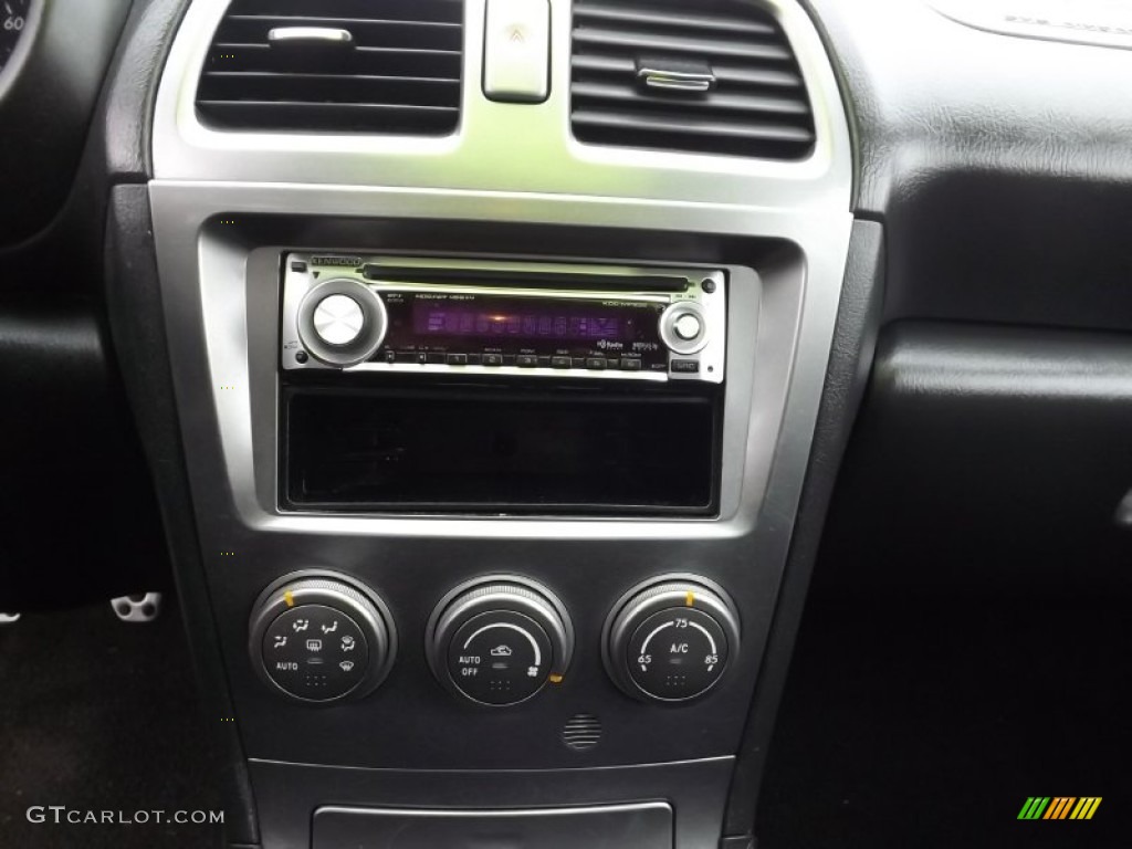2005 Subaru Impreza WRX Wagon Controls Photo #74054525
