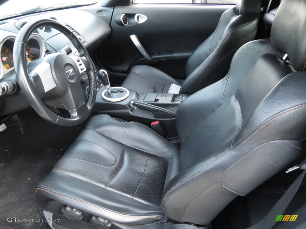 Charcoal Interior 2005 Nissan 350Z Touring Roadster Photo #74054888