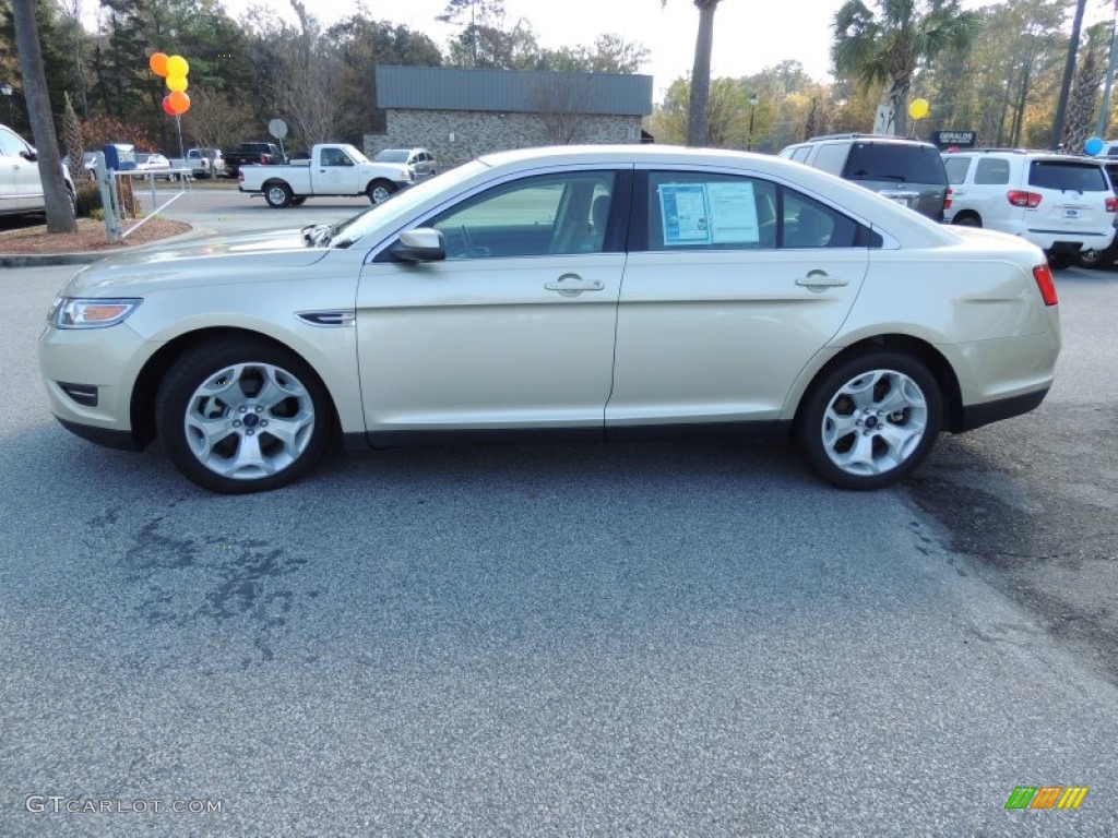 2010 Taurus SEL - Gold Leaf Metallic / Light Stone photo #2
