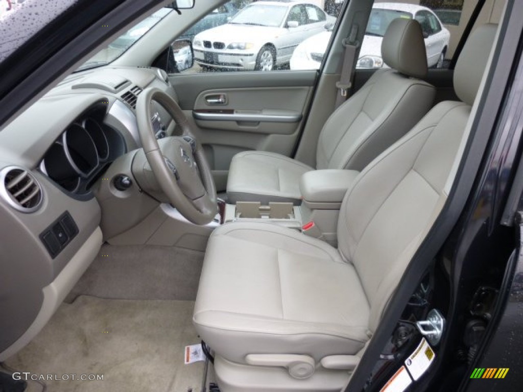 2011 Suzuki Grand Vitara Limited Front Seat Photos