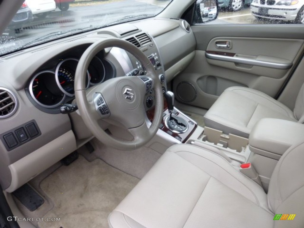2011 Suzuki Grand Vitara Limited Interior Color Photos