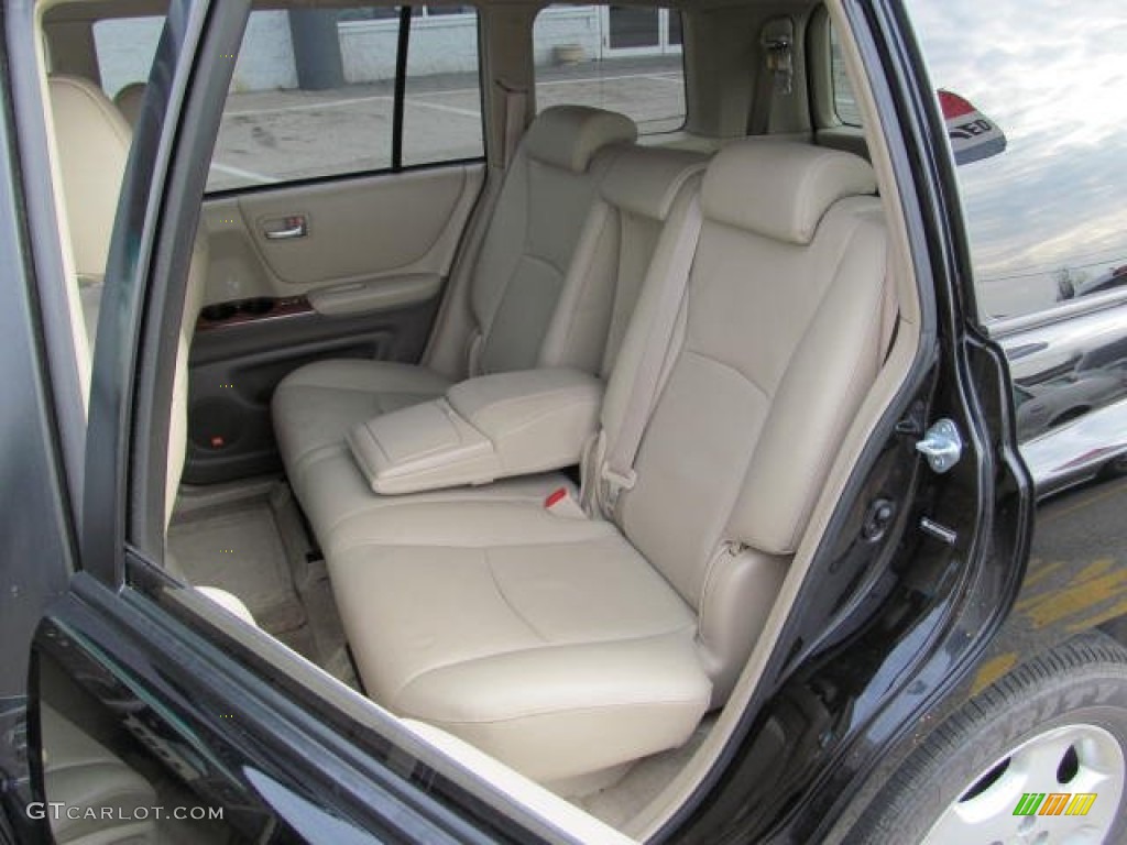 2005 Toyota Highlander Limited 4WD Rear Seat Photo #74056361
