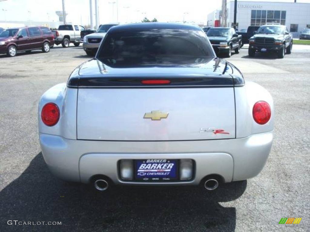 2006 SSR  - Ricochet Silver Metallic/Smokin