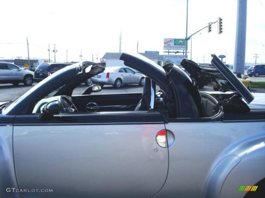 2006 SSR  - Ricochet Silver Metallic/Smokin