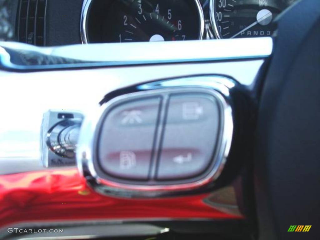 2006 SSR  - Ricochet Silver Metallic/Smokin