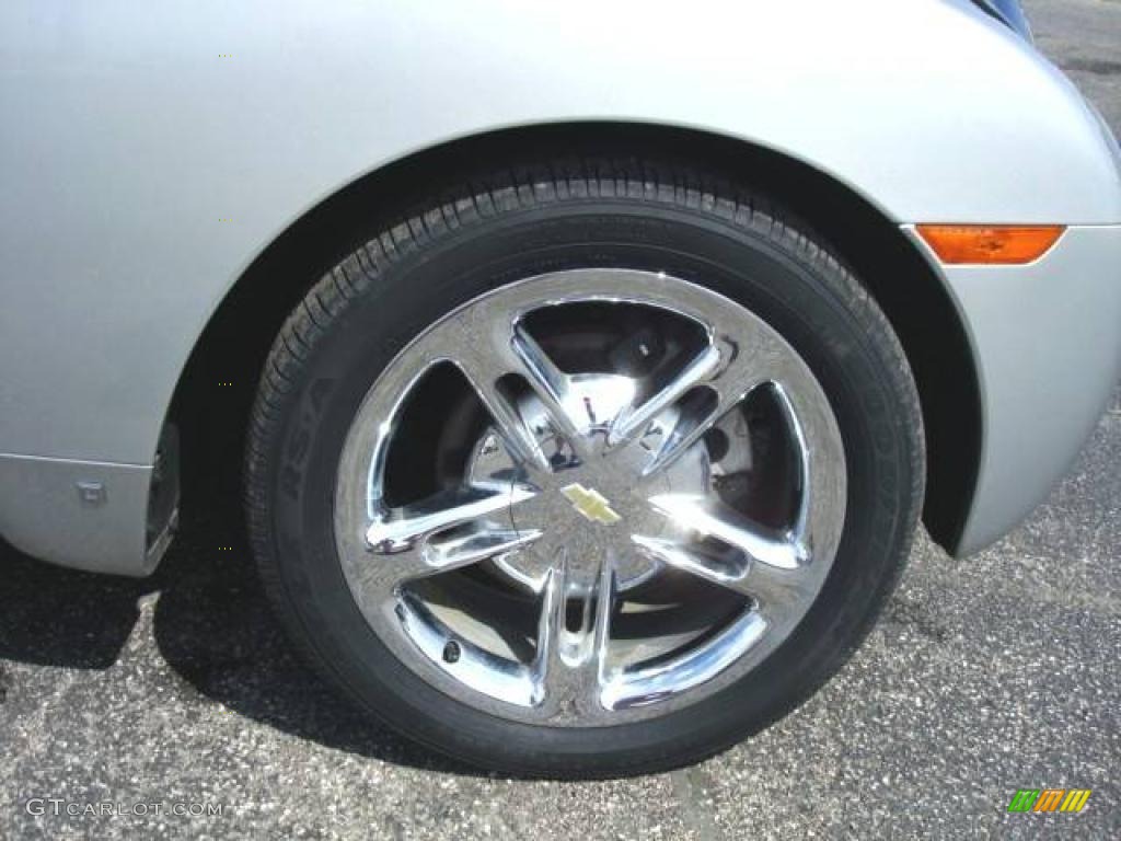 2006 SSR  - Ricochet Silver Metallic/Smokin