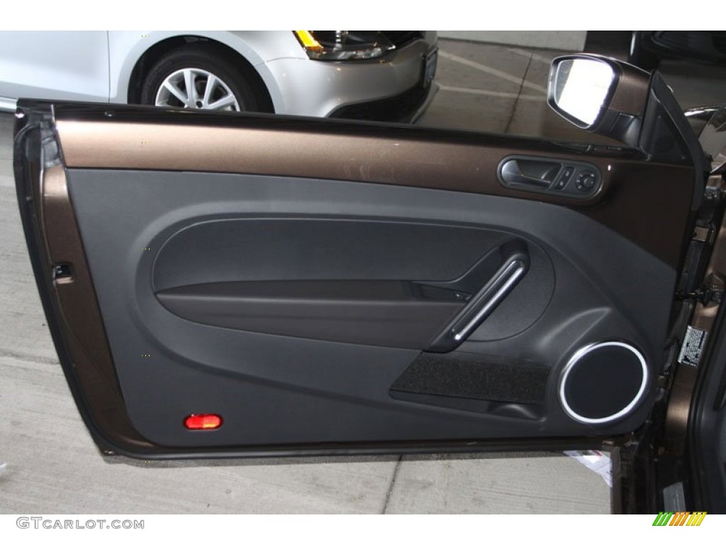 2013 Volkswagen Beetle TDI Titan Black Door Panel Photo #74059217