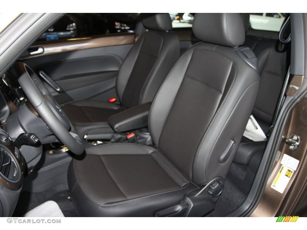 2013 Volkswagen Beetle TDI Front Seat Photo #74059266