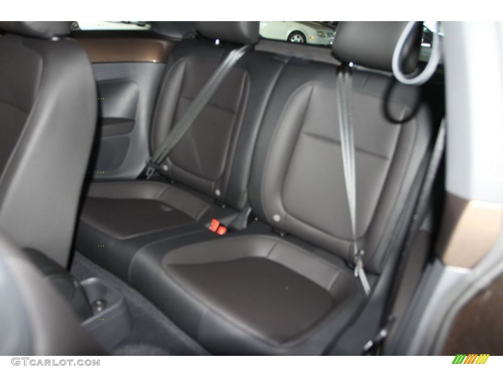 2013 Volkswagen Beetle TDI Rear Seat Photo #74059283