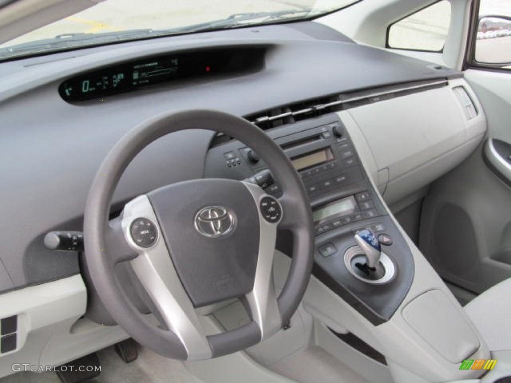 2010 Toyota Prius Hybrid II Misty Gray Dashboard Photo #74060600