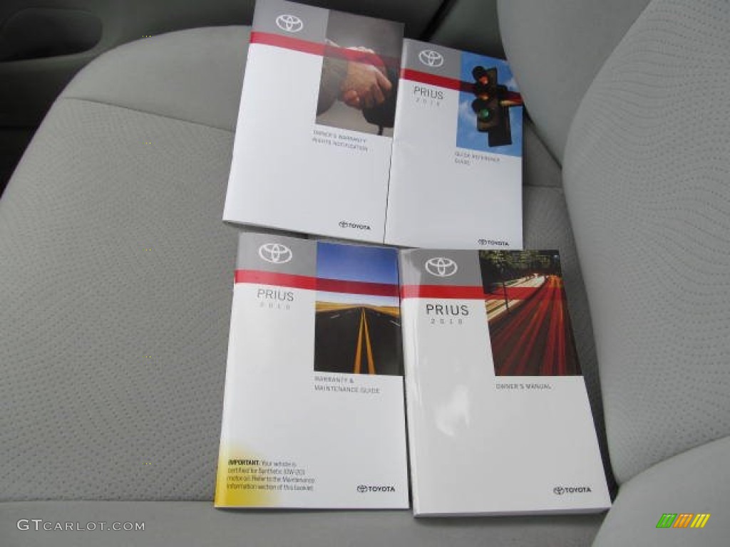 2010 Toyota Prius Hybrid II Books/Manuals Photo #74060746