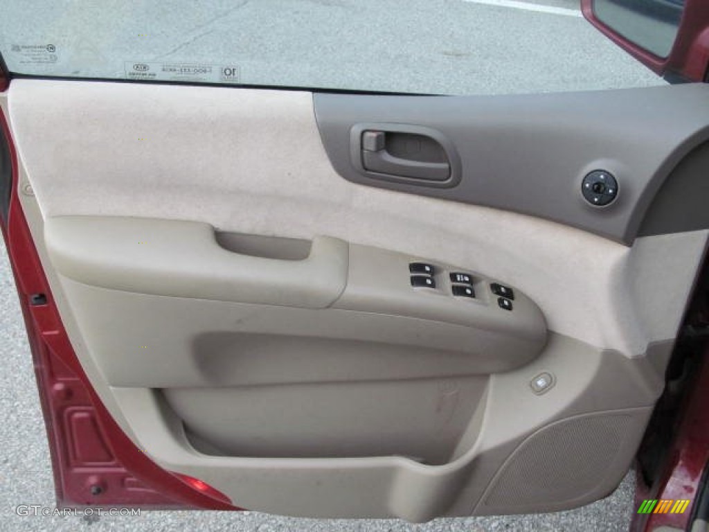 2008 Kia Sedona LX Beige Door Panel Photo #74062337