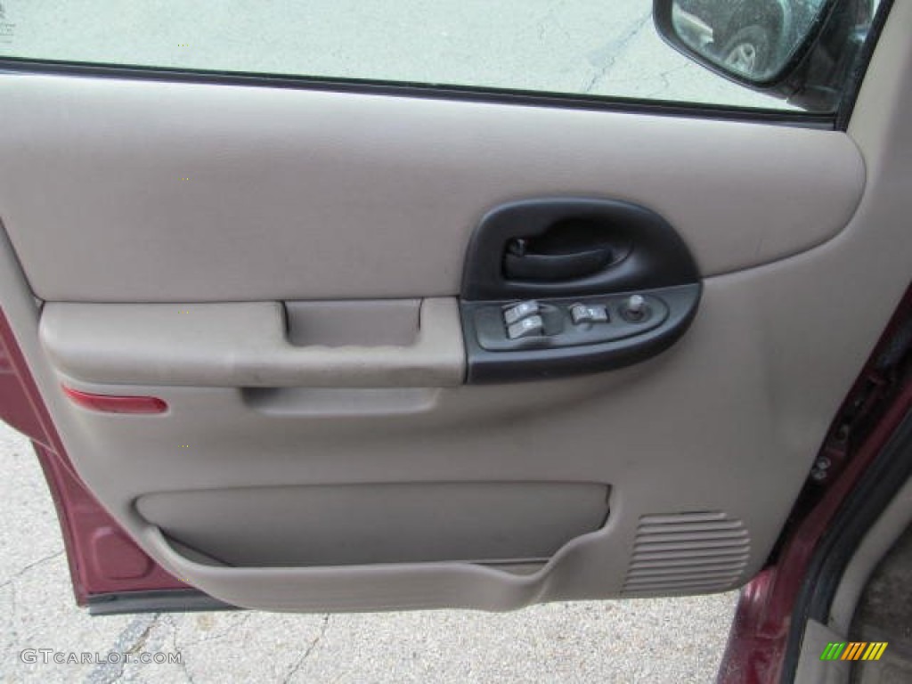 2004 Montana  - Sport Red Metallic / Taupe photo #10