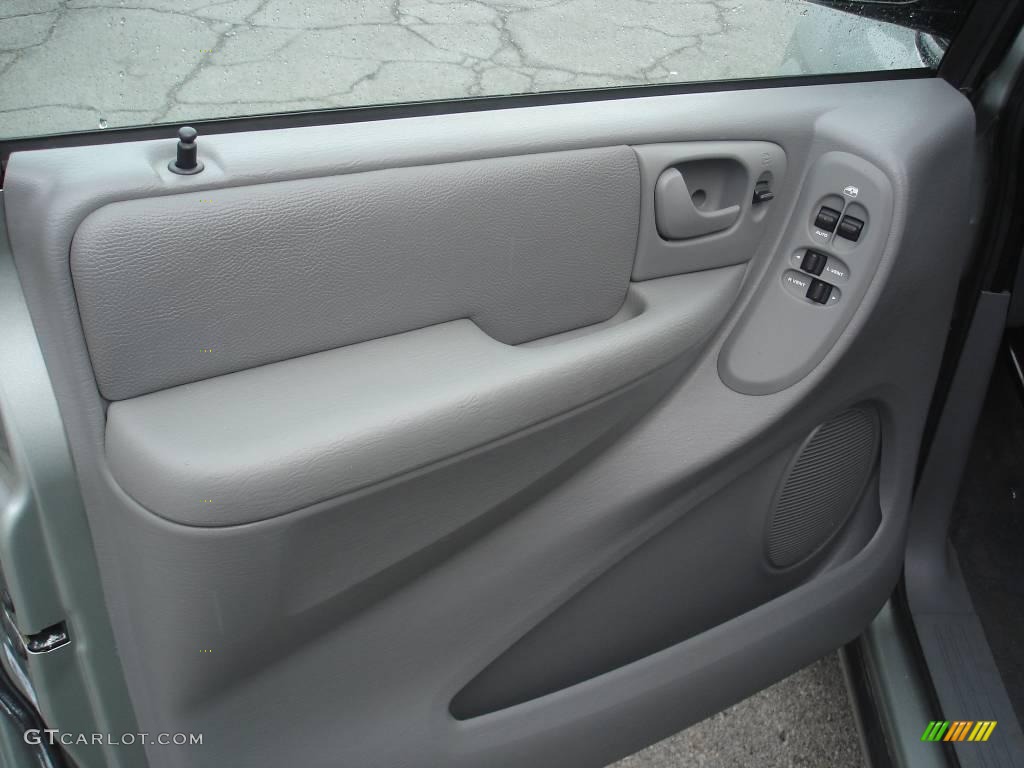 2004 Grand Caravan SXT - Satin Jade Green Pearl / Medium Slate Gray photo #6