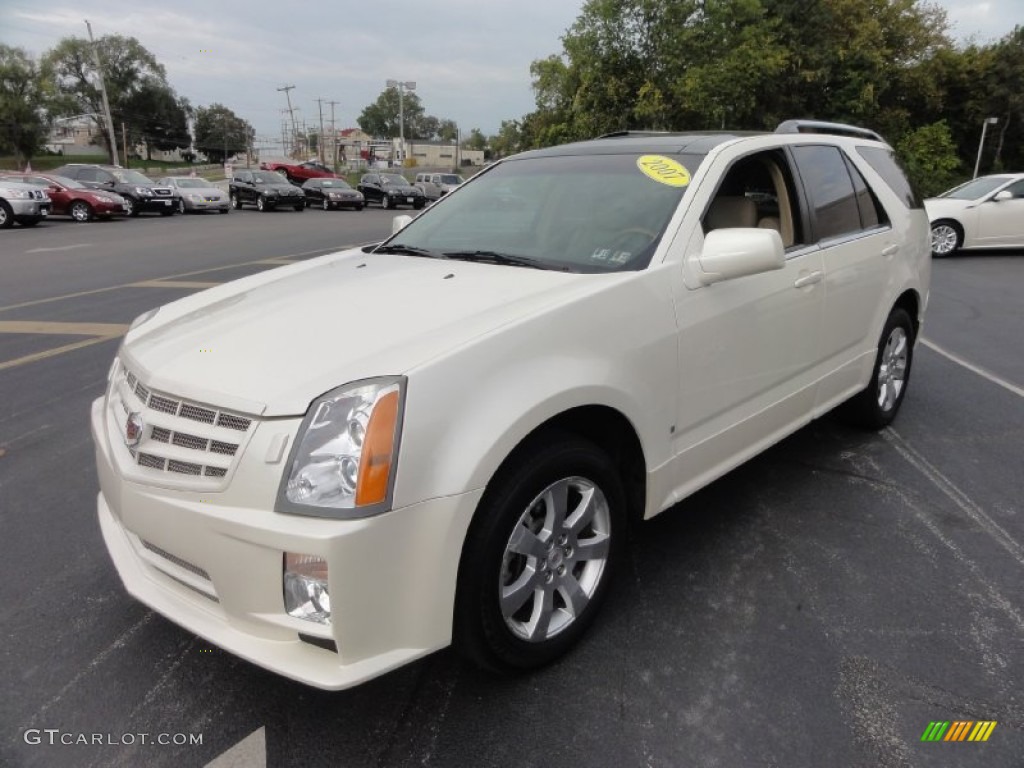2007 SRX V6 - White Diamond / Cashmere photo #2