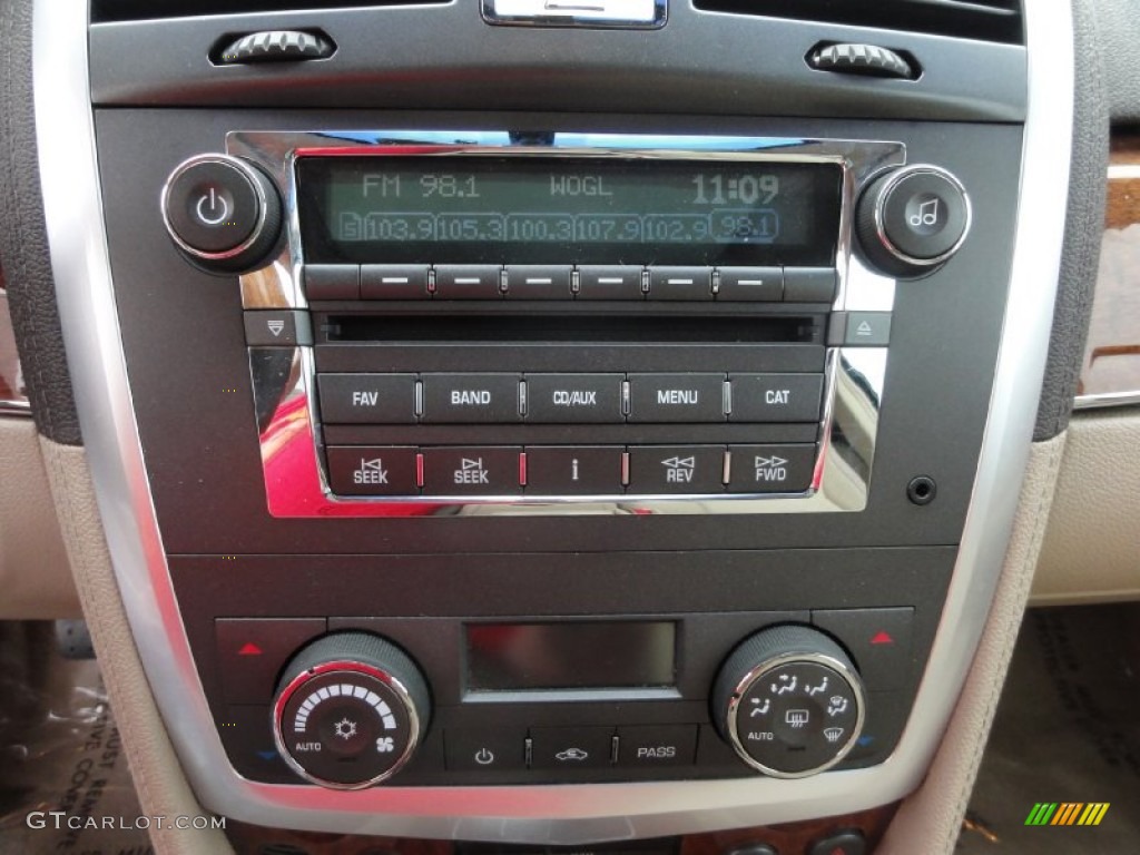 2007 SRX V6 - White Diamond / Cashmere photo #31