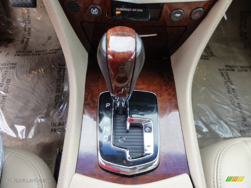 2007 SRX V6 - White Diamond / Cashmere photo #32