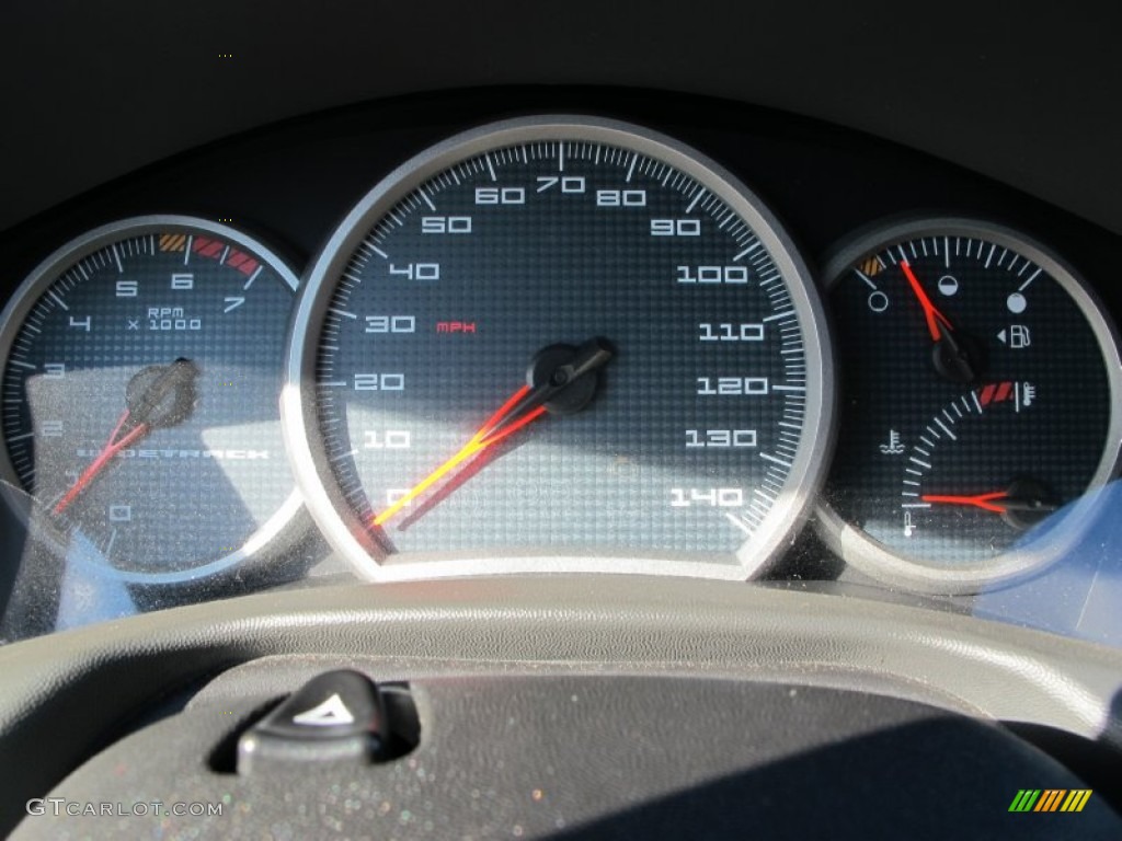 2005 Pontiac Grand Prix Sedan Gauges Photo #74070572