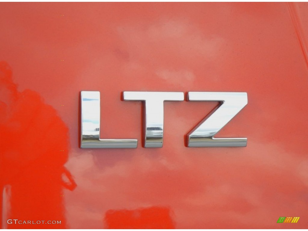 2009 Chevrolet Avalanche LTZ 4x4 Marks and Logos Photo #74071334