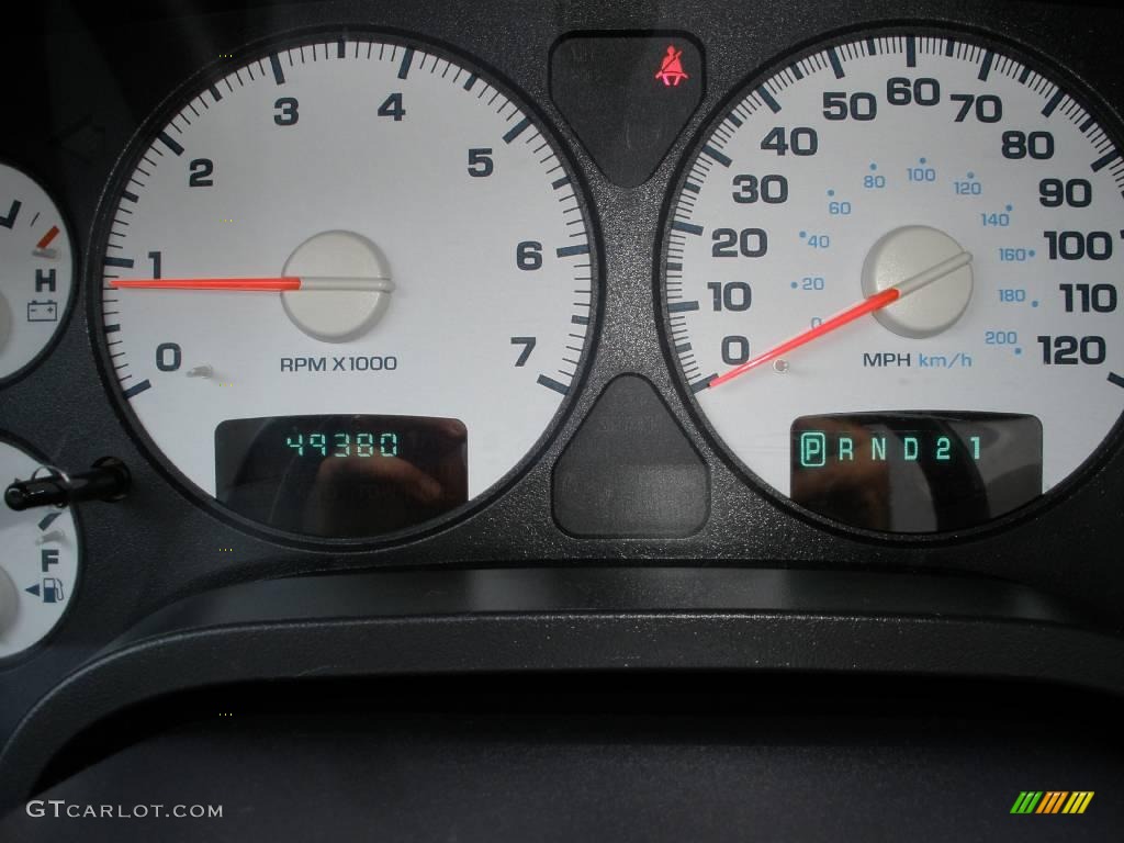 2004 Ram 1500 SLT Regular Cab - Black / Dark Slate Gray photo #19