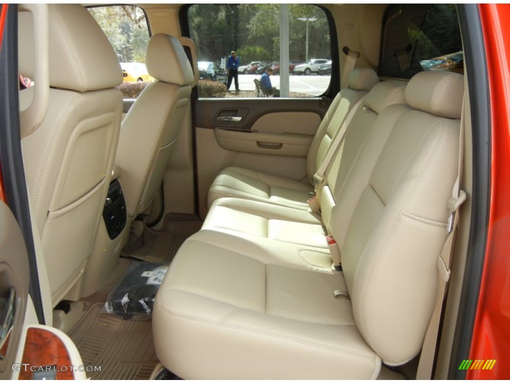 2009 Chevrolet Avalanche LTZ 4x4 Rear Seat Photo #74071445