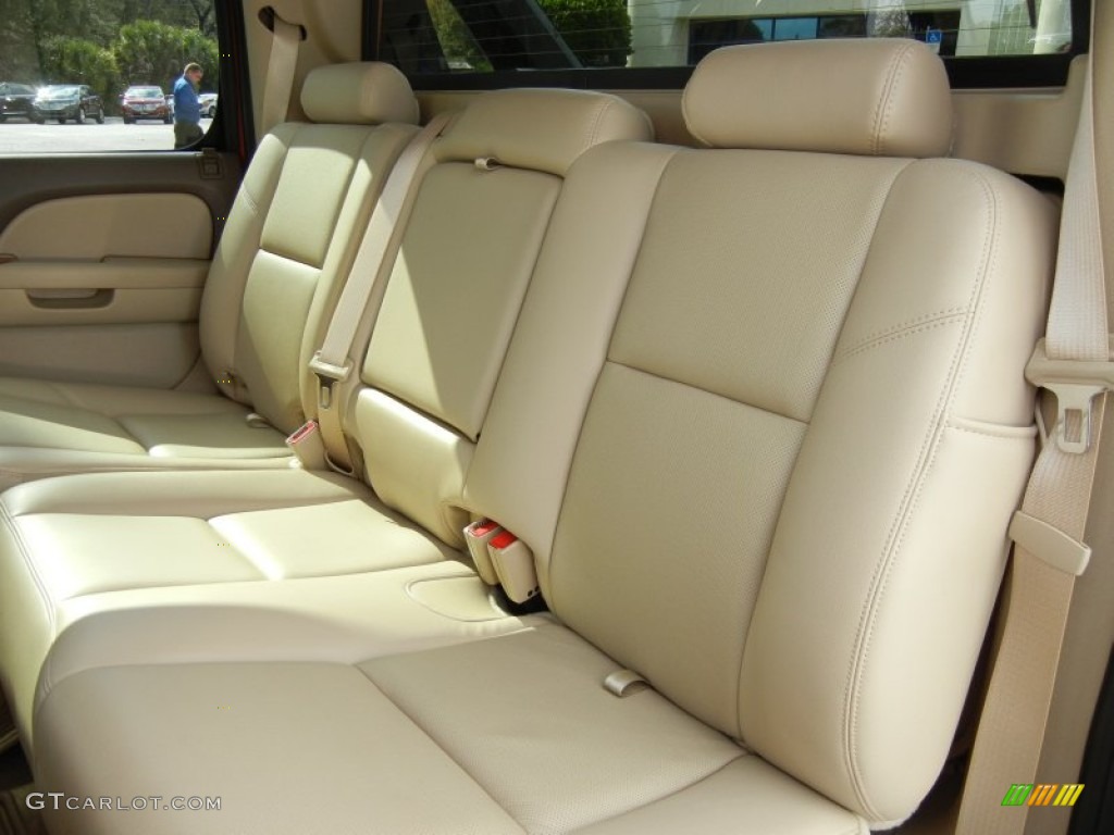 2009 Chevrolet Avalanche LTZ 4x4 Rear Seat Photo #74071469