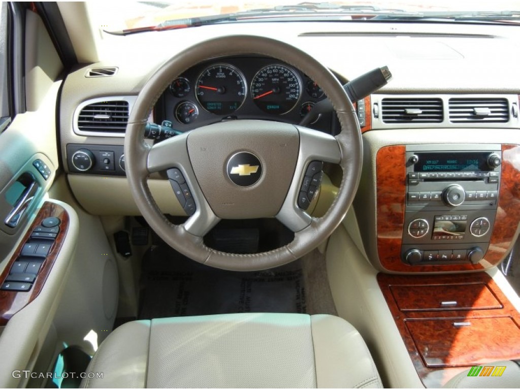 2009 Chevrolet Avalanche LTZ 4x4 Dashboard Photos