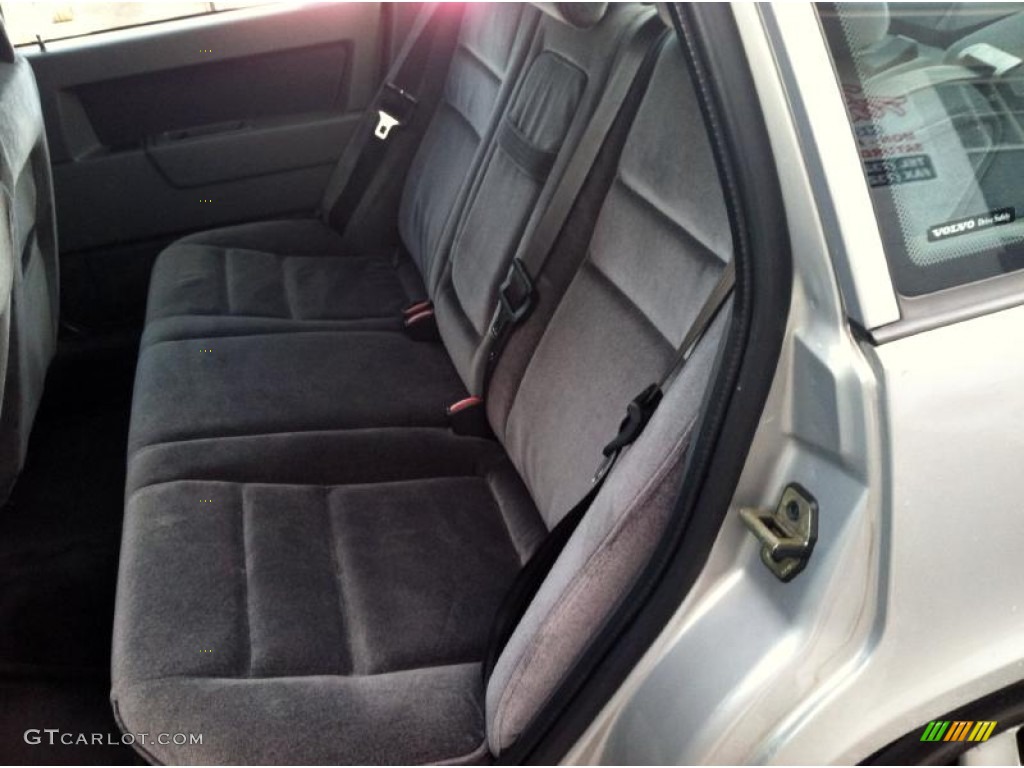 1996 Volvo 850 Sedan Rear Seat Photos