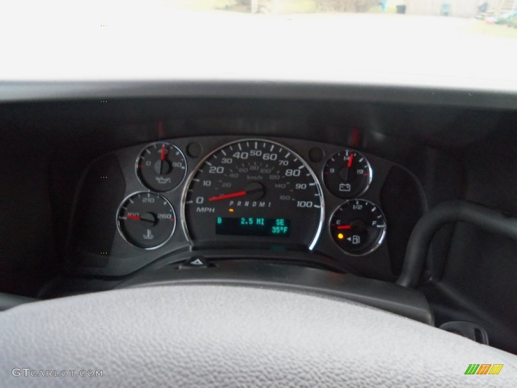 2013 Chevrolet Express 3500 Extended Cargo Van Gauges Photo #74072564