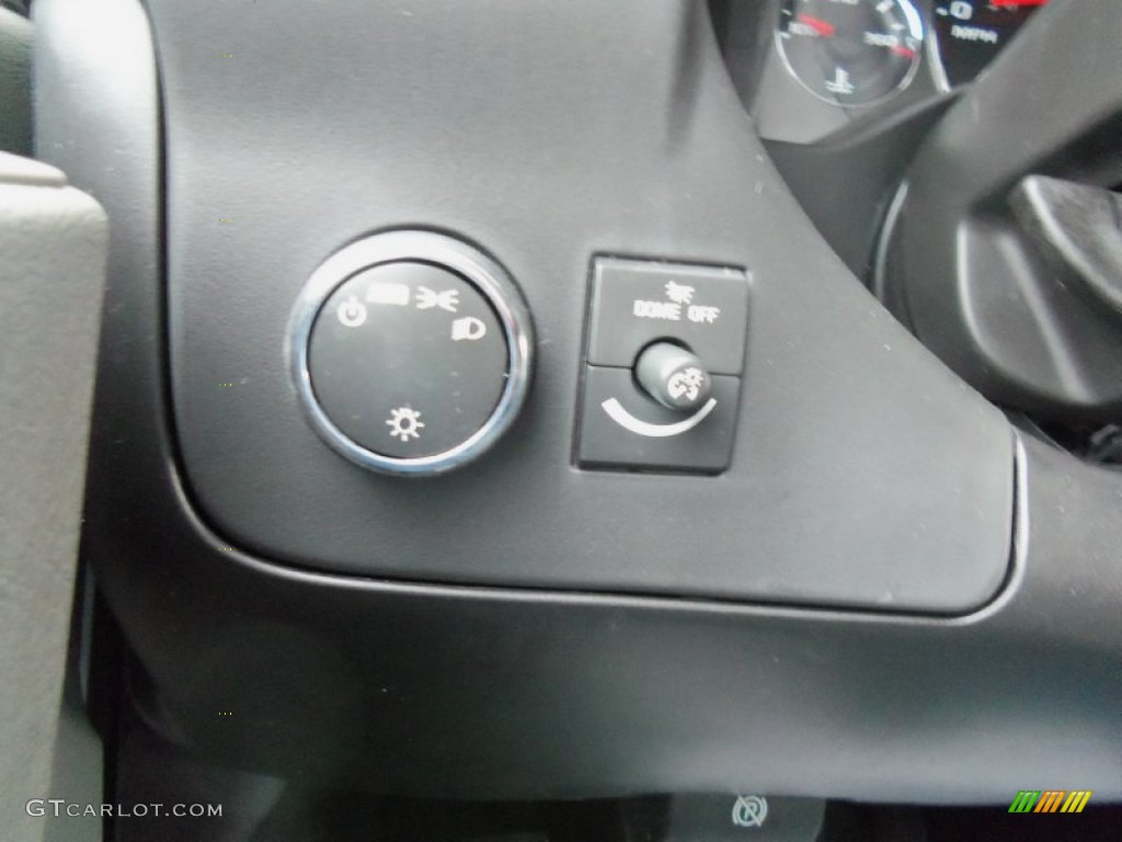 2013 Chevrolet Express 3500 Extended Cargo Van Controls Photos