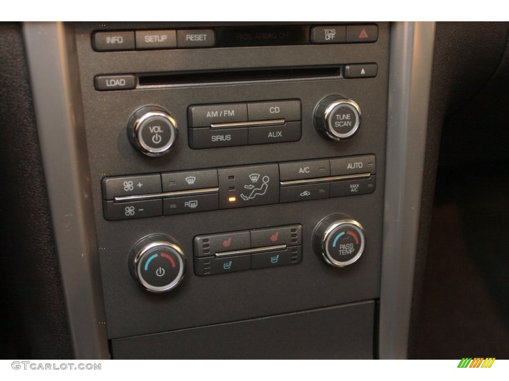 2012 Lincoln MKZ FWD Controls Photo #74072928