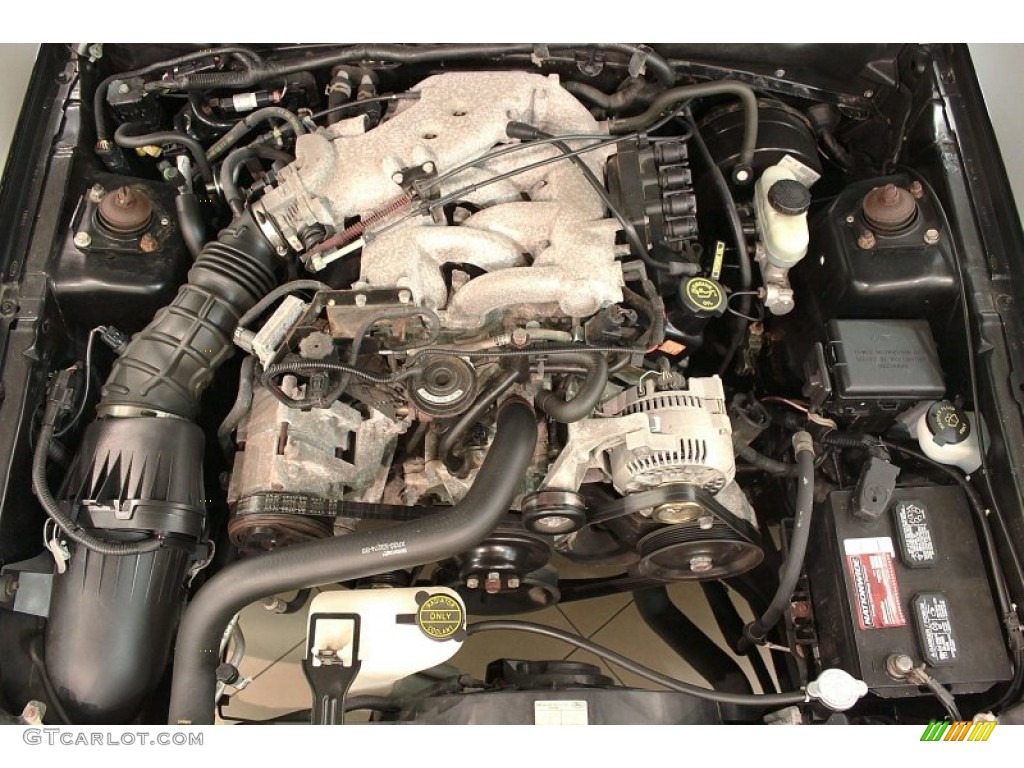 2000 Ford Mustang V6 Coupe 3.8 Liter OHV 12-Valve V6 Engine Photo #74073499